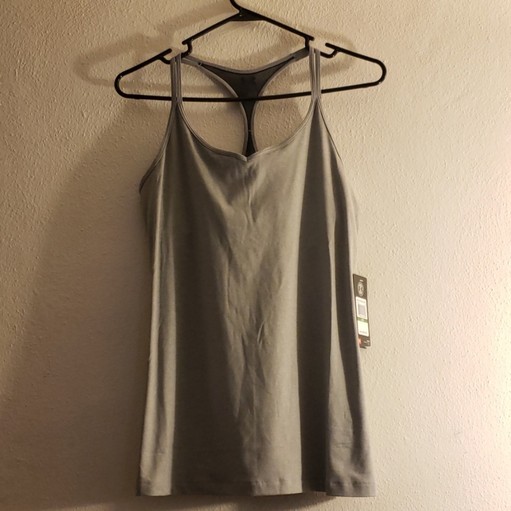 NWT under armour built in bra tank